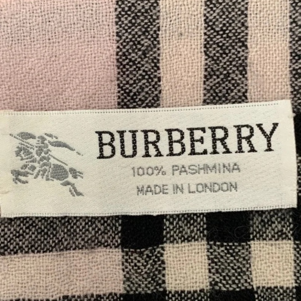 Authentic Burberry Pashmina - Picture 3 of 5